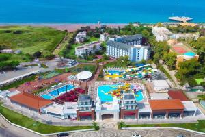 Отель «Club Aqua Plaza», Окурджалар