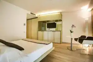 Hotel Premier & Suites, Червиа