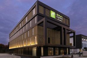 Holiday Inn Express and Suites Deventer, an Ihg Hotel, Девентер