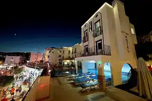 Hotel Bleu Jour, Гюмбет