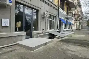 На Набережной, Махачкала