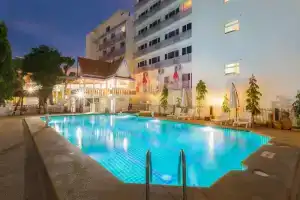 Hotel «Zing», Паттайя