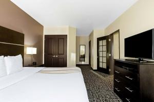 La Quinta Inn & Suites by Wyndham Denver Gateway Park, Аврора