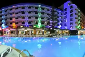 First Class Hotel - All Inclusive, Карджигак