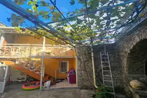 Дом художника, Ахты