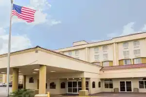Quality Inn & Suites Winter Park Village Area, Орландо