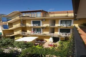 Hotel «Donna Rosa», Сант-Алессио-Сикуло