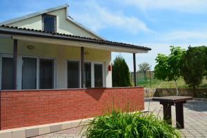 Гостевой дом «Зеркало», Щёлкино