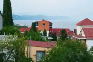 Гостевой дом «Бенефис», Алушта