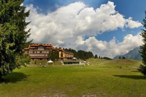 Th Madonna di Campiglio - Golf Hotel, Мадонна-ди-Кампильо