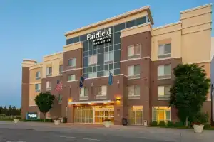 Fairfield Inn & Suites by Marriott Wichita Downtown, Уичито