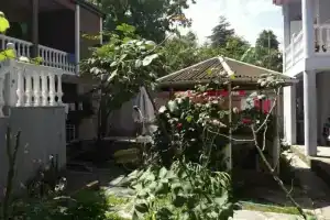 Lia Guest House, Кобулети