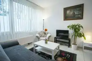 Düsseldorf Comfort Apartment, Дюссельдорф