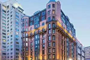 Courtyard by Marriott Boston Copley Square, Бостон