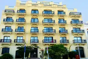 St. Patrick's Hotel, Ксленди