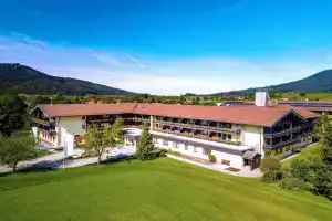 Chiemgau Appartements, Инцелль