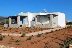 Nakos Homes, Андипарос