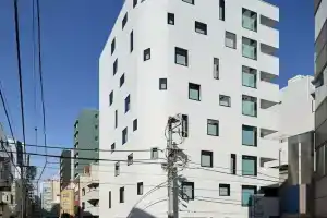 9h nine hours Ningyocho, Кавасаки