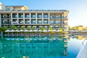 The X Belek, Белек