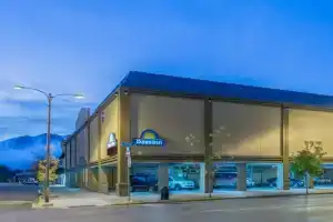 Days Inn and Suites by Wyndham Downtown Missoula-University, Миссоула