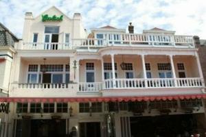 Hotel Grand Cafe Xl, Зандворт