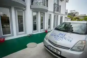 Beach House Hotel, Батуми