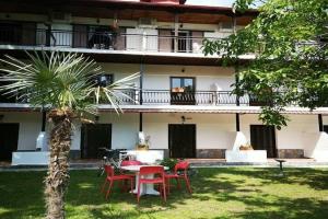 Achillion b&b, Паралия-Скотинас