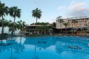 Seven Seas Palmeras Bay, Конаклы