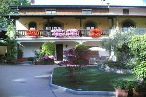 Casa Gervasini, Варезе