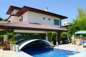 Отель «Dallas Residence Suites», Варна