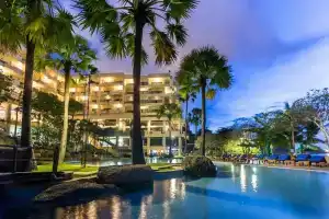 Garden Sea View Resort, Паттайя