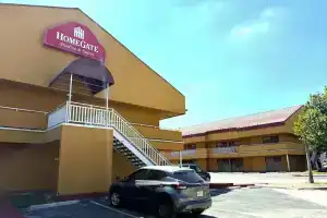 Homegate Studios & Suites San Antonio Fiesta Park, Сан-Антонио