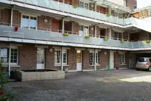Modern'Hotel, Валансьен