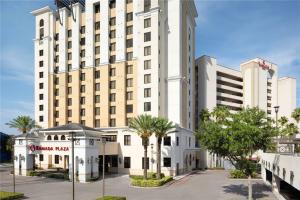 Ramada Plaza Resort & Suites By Wyndham Orlando International Drive, Орландо