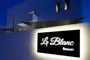 Le Blanc Nest, Картерадос