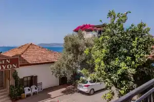 Kaş Old Town Hotel, Каш