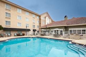Homewood Suites by Hilton Jacksonville-South/St. Johns Ctr, Джексонвилл