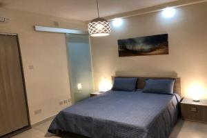3 Luxury Sea View 2 Bed Apartment Close To Beach, Марсаскала