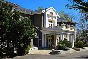 Dalian Bangchui Island Hotel, Далянь