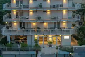 Hotel «Riva e Mare», Римини