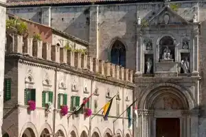Palazzo Ciotti, Асколи-Пичено