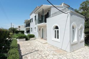 Balaris Apartments, Кассиопи