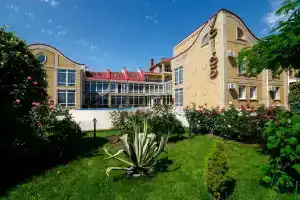 Пансионат «Велес», Евпатория