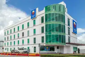 Отель «Comfort Inn Cancún Aeropuerto», Канкун