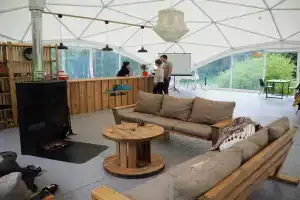 Гостиница «Hills & Huts»