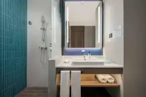 Holiday Inn Express Shenzhen Futian Center, Шэньчжэнь
