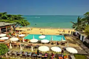 The Hive Hotel Samui, Ламаи