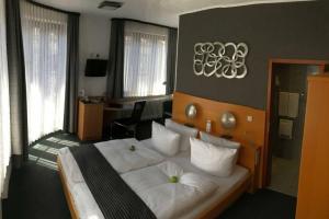 Hotel H. E. Y. M. A. N. N., Кайзерслаутерн