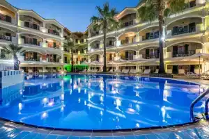Atlantis Hotel, Лаганас