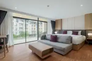 Wyndham Gardens, Найтон